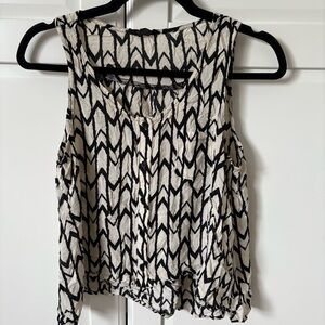 FOREVER 21, Black and White Patterned Women's Top Size M